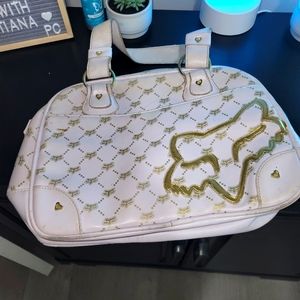 ✨️CLEAR OUT SALE✨️Fox White & Gold Purse